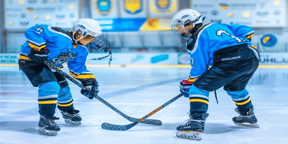 How Many Periods Are in Hockey? Complete Game Guide – PolyGlide Ice